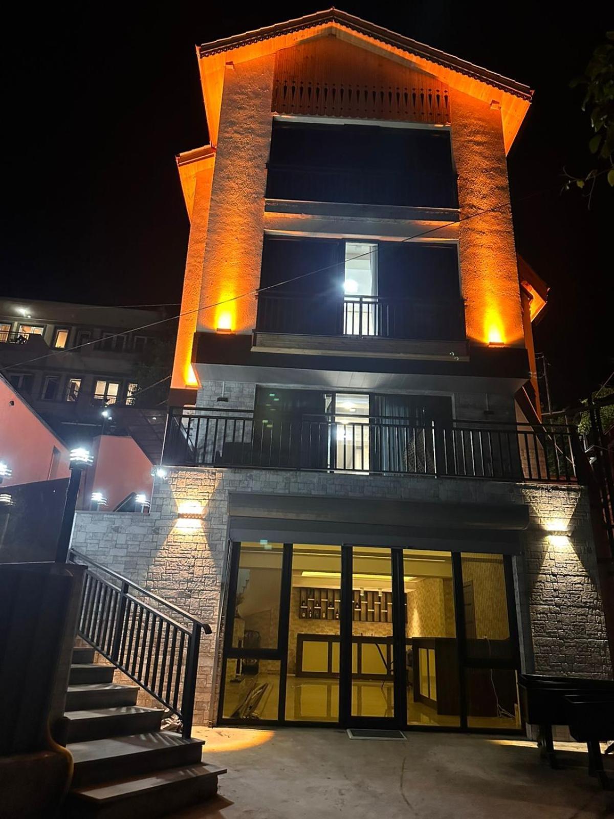 Chanko Hotel ボルジョミ エクステリア 写真